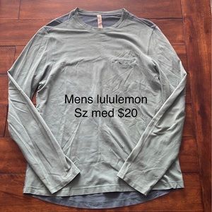 Mens lululemon shirt sz Med